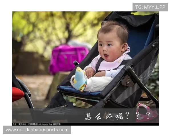 足球明星与萌娃亲密互动趣事:场上场下的温馨瞬间和笑料百出 足球明星与萌娃亲密互动趣事:场上场下的温馨瞬间和笑料百出